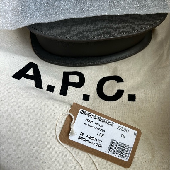 A.P.C. Geneve Mini Bag PXBJQ-F61415 - Picture 10 of 11